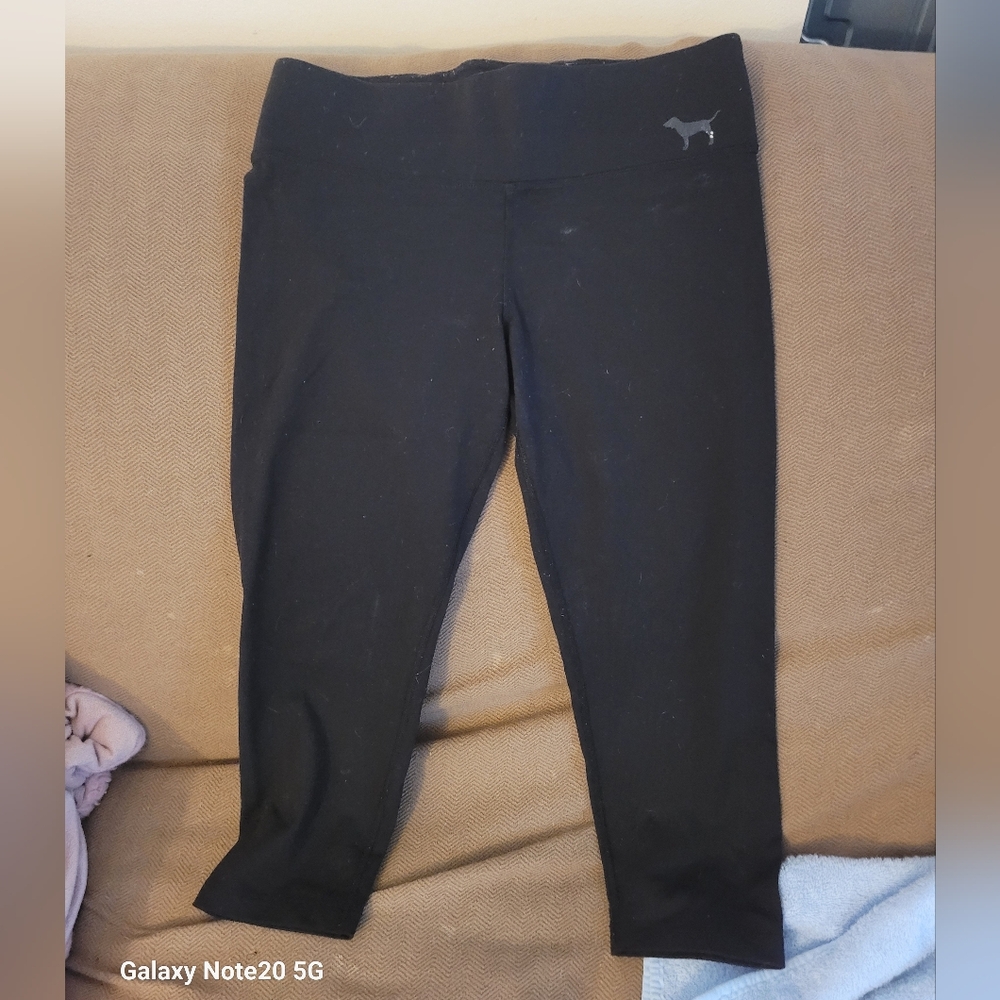 PINK Victoria's Secret Reversible Capris